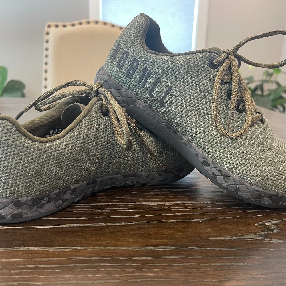 Nobull Women's Low Top Canvas Trainer Size 8